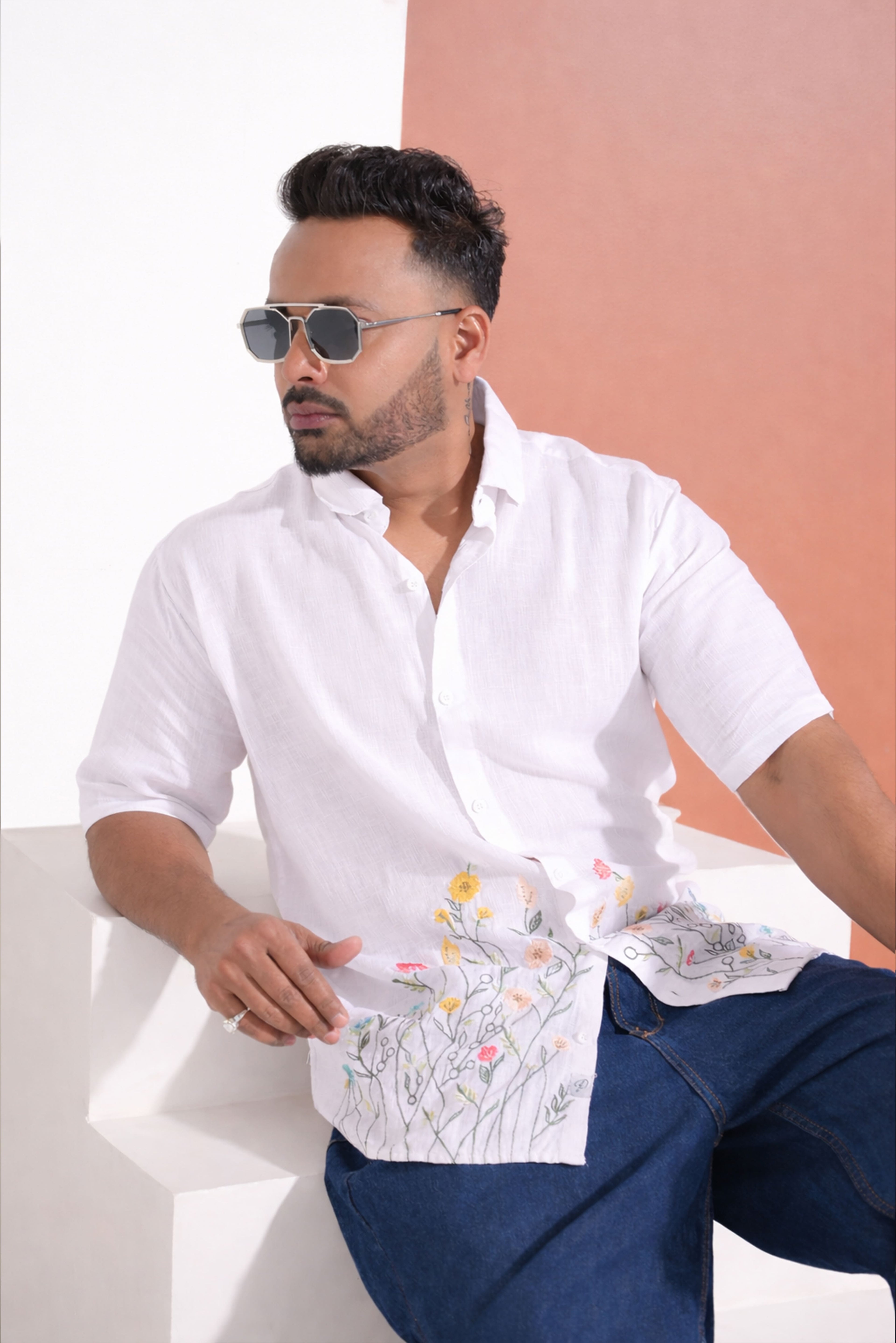 Noir Garden - The White Shirt - 23