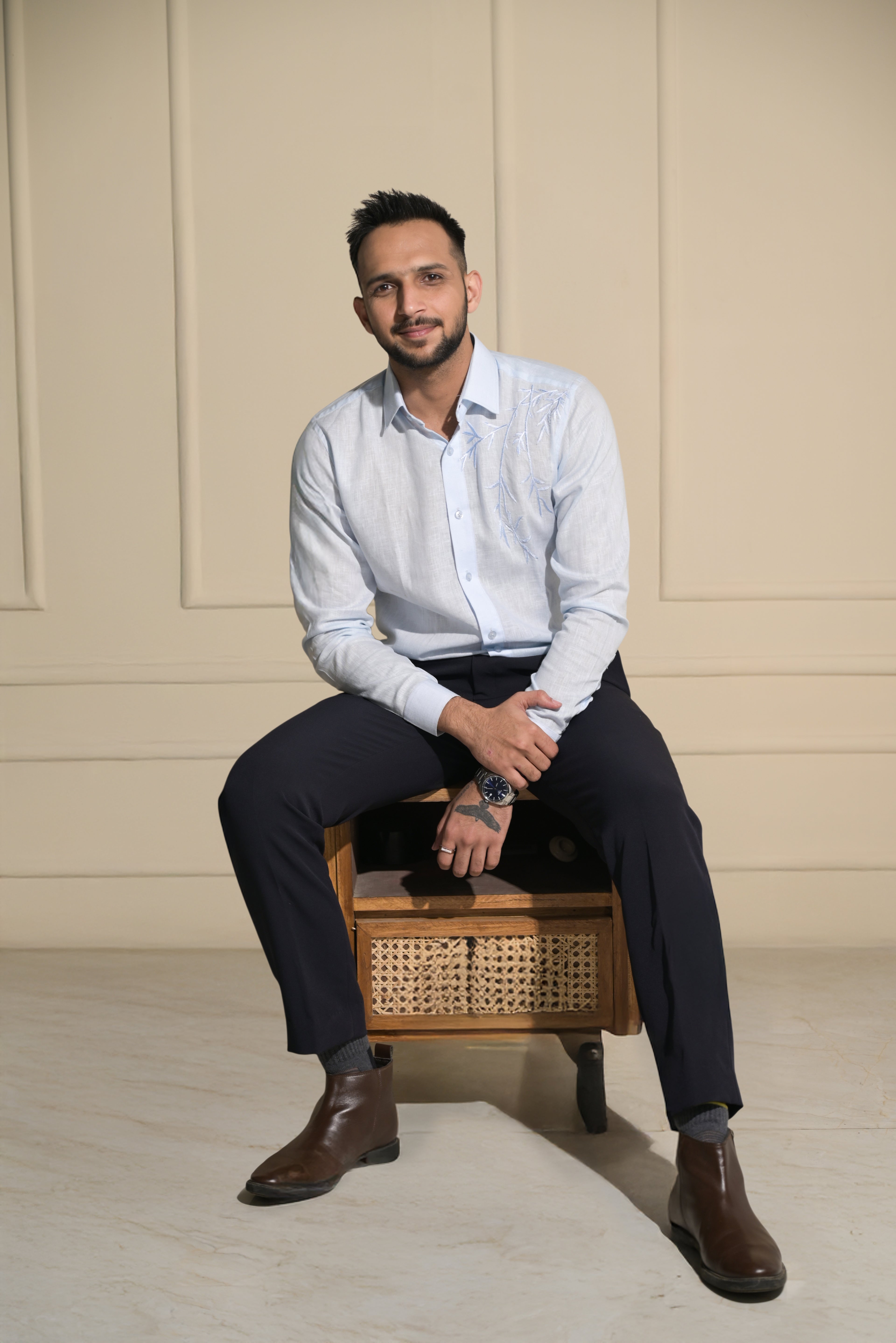 Emerald Weave - The Light Blue Shirt - 13