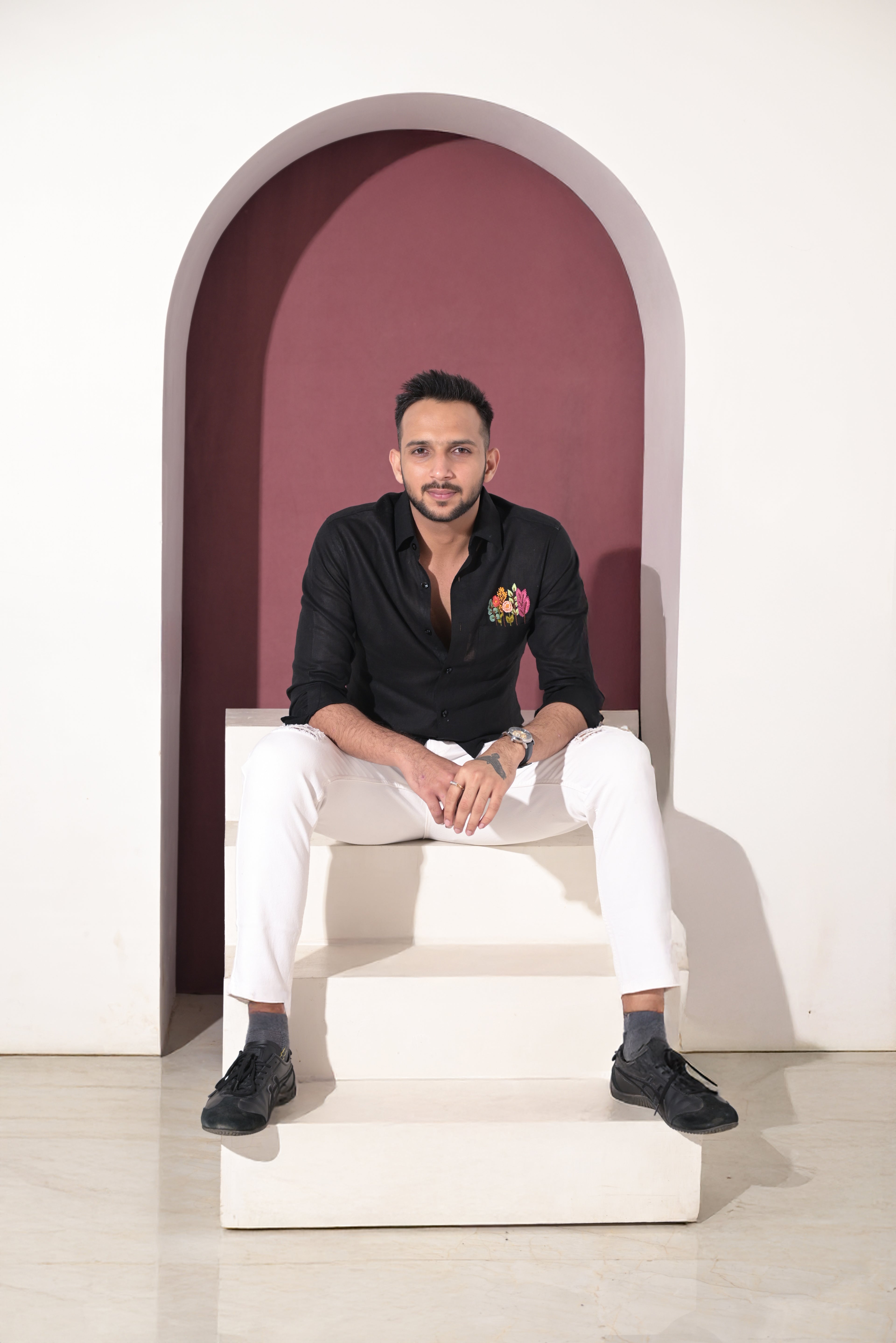 Eternal Spring - The Black Shirt - 4