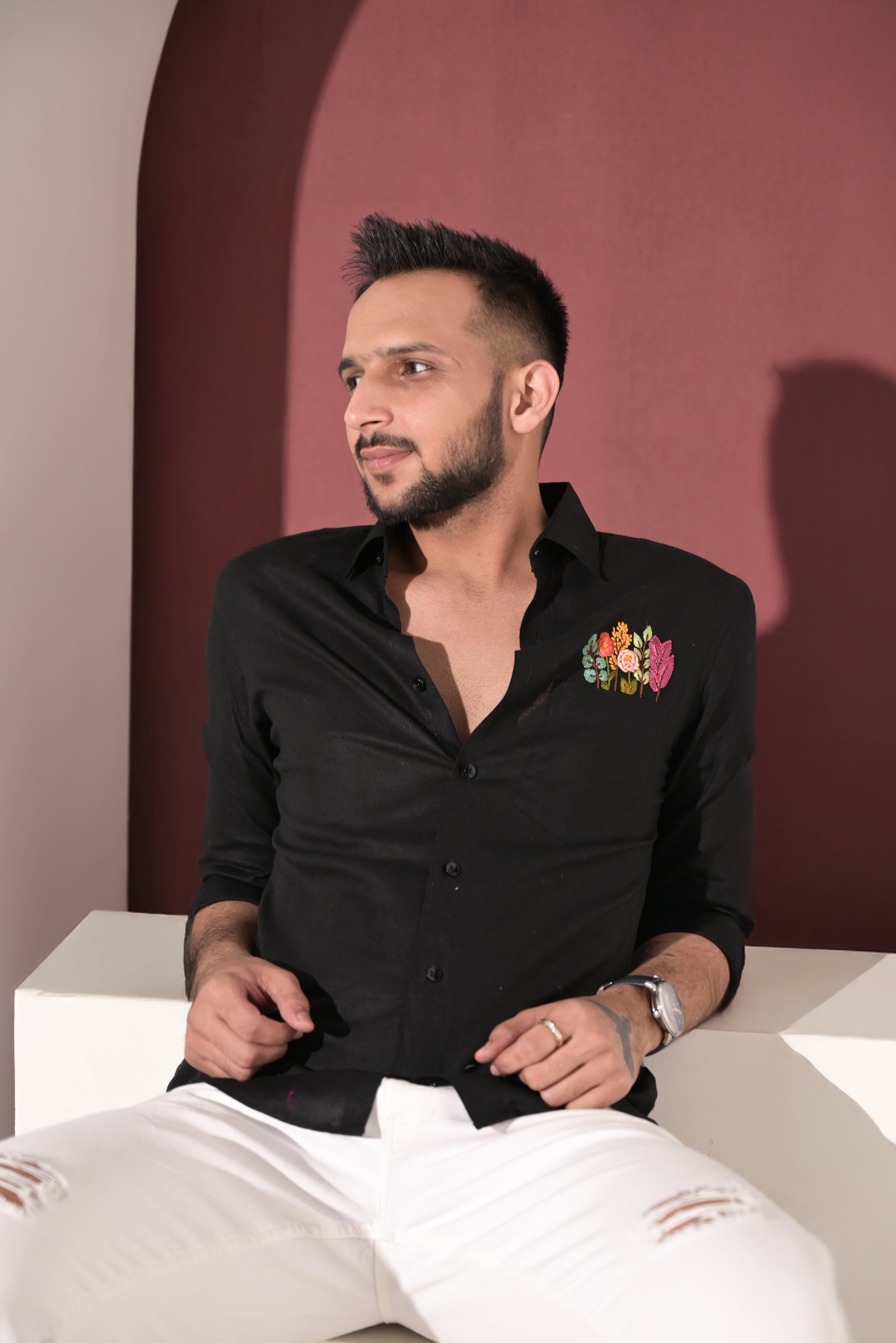 Eternal Spring - The Black Shirt - 4