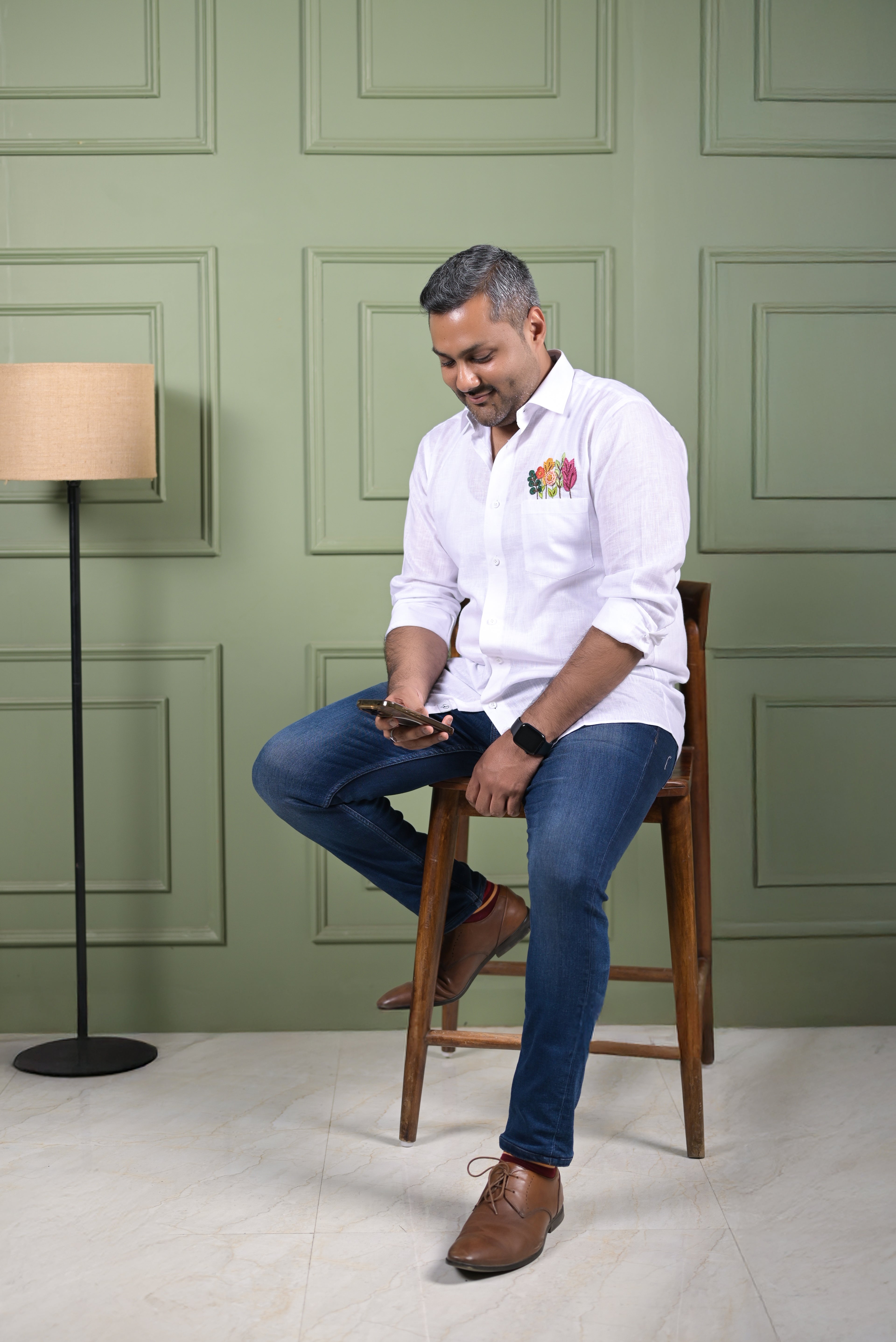 Eternal Spring - The White Shirt - 3