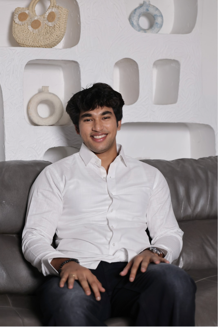 Evergreen - The White Shirt - 20